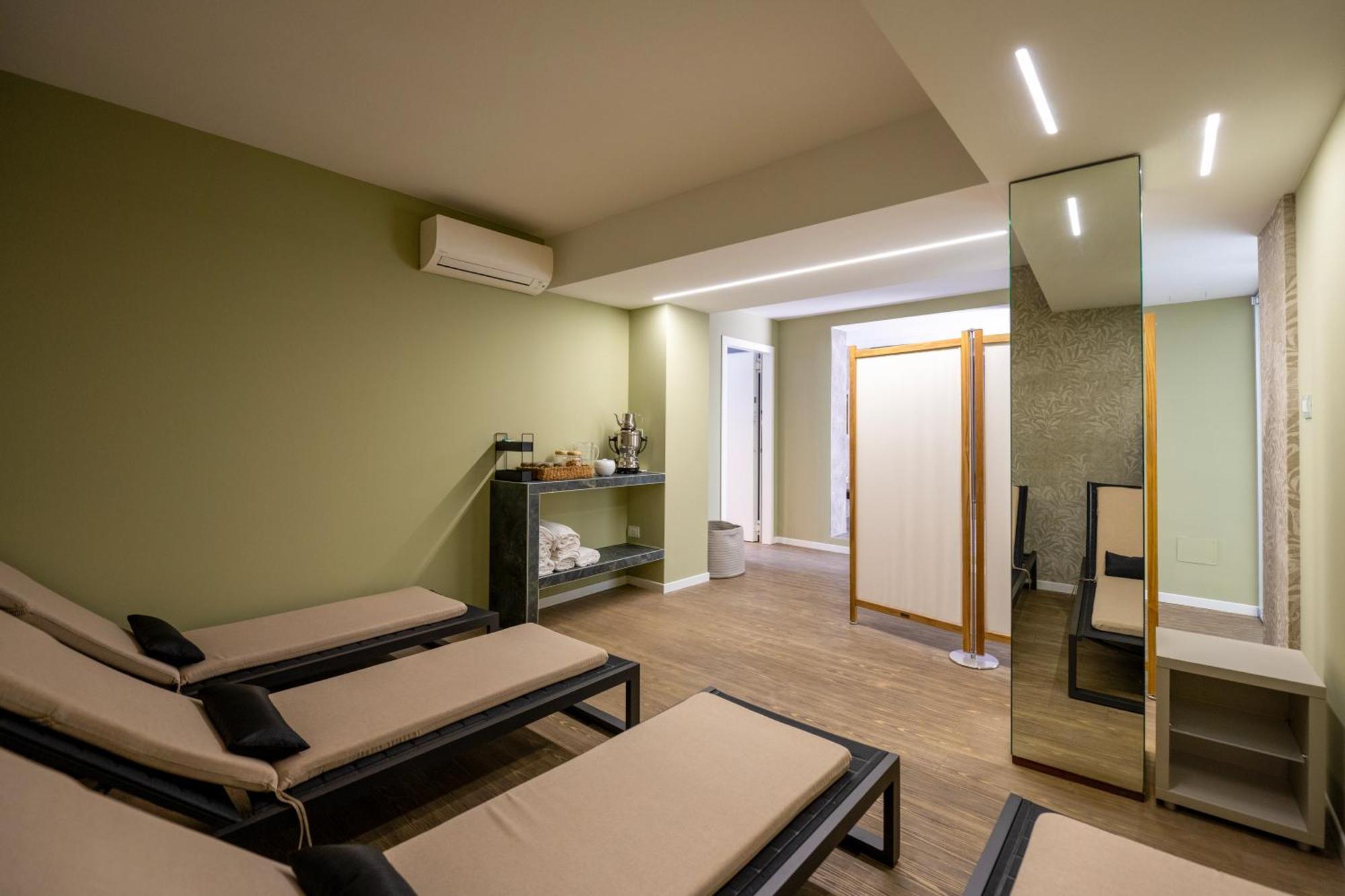 Hotel Astoria 카오를레 외부 사진